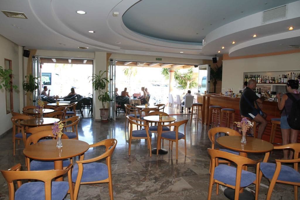 bars-lobby-bar