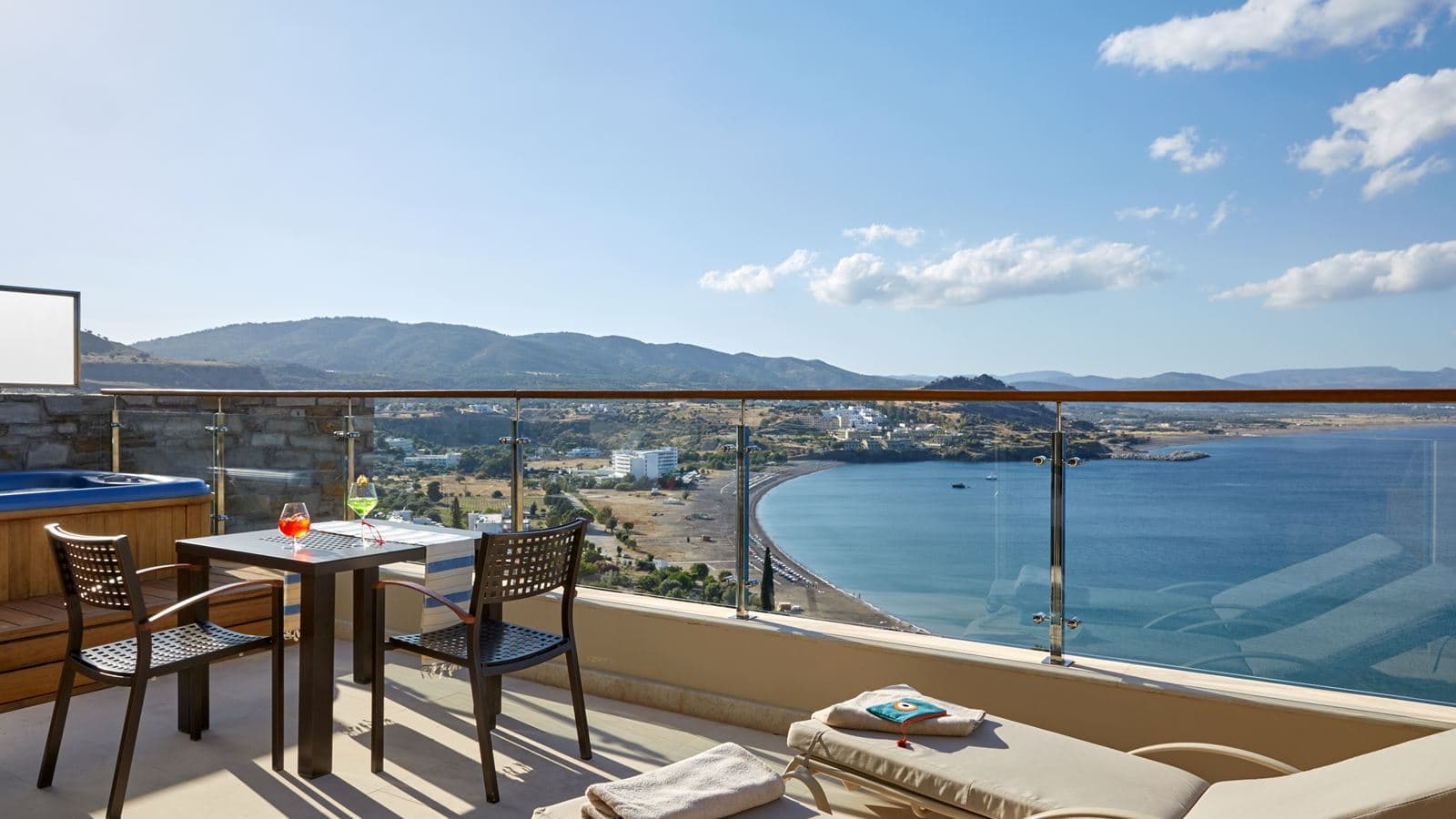 rooms-double-deluxe-sea-view