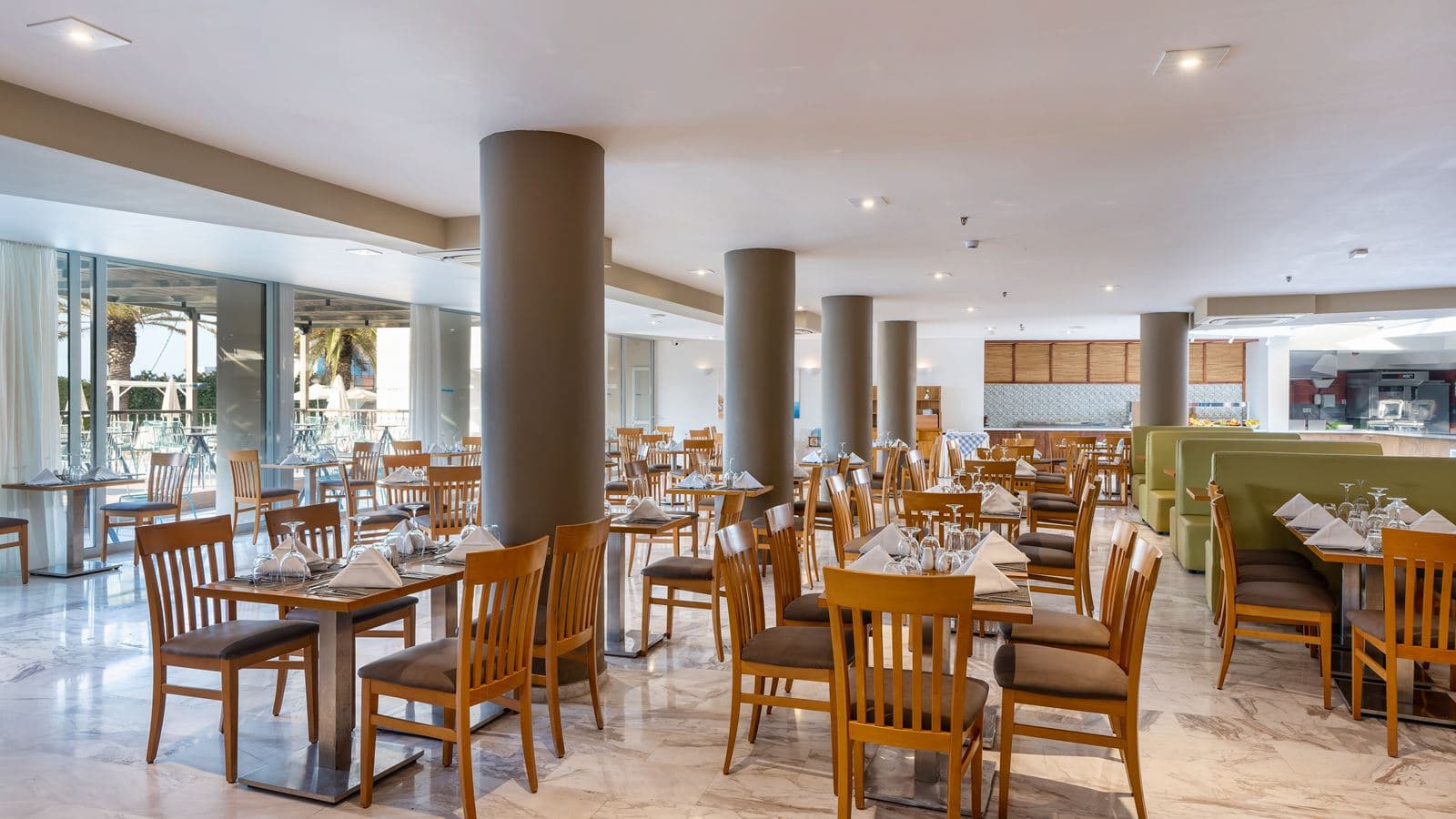 restaurants-amvrosia-restaurant