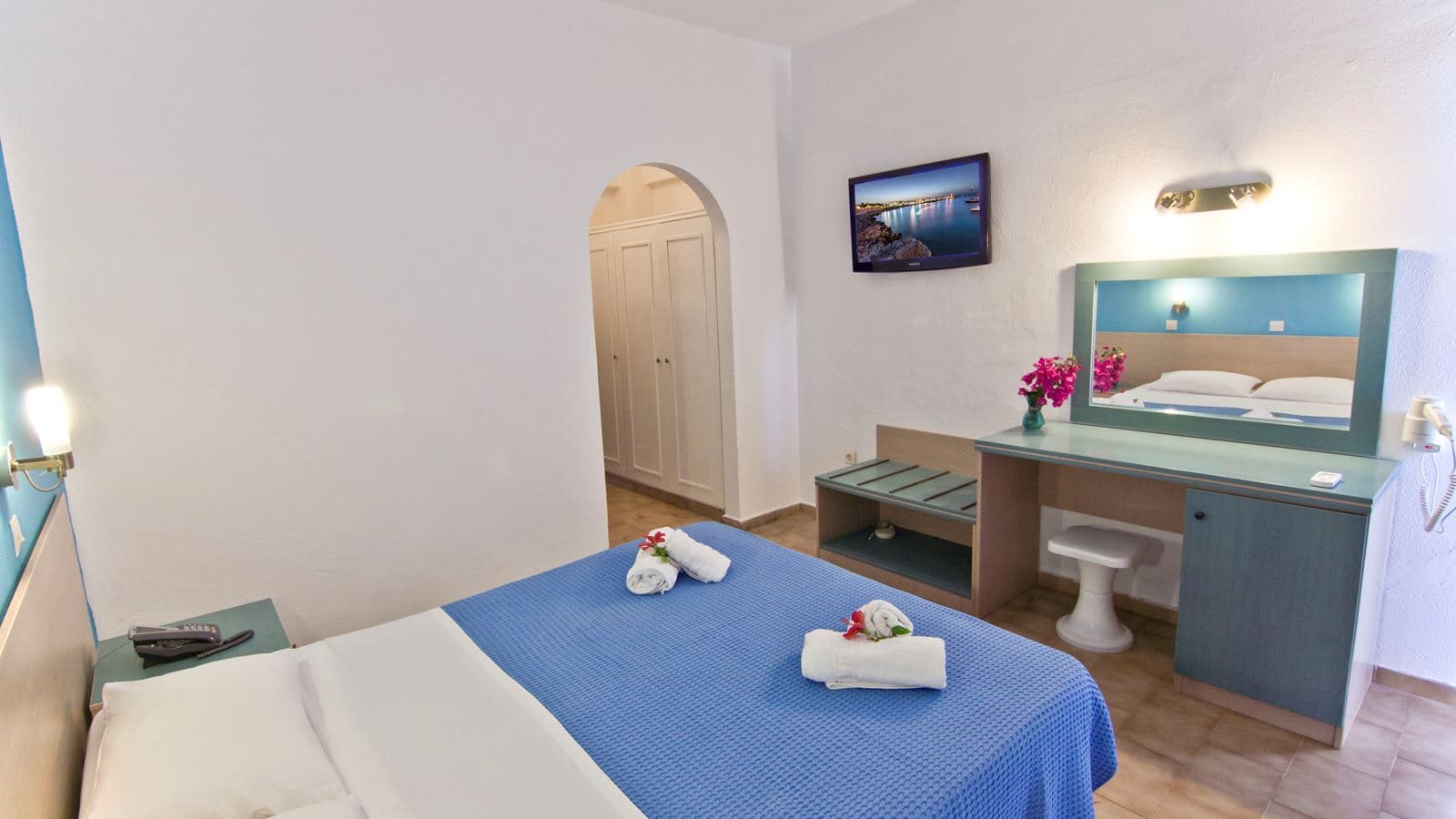 rooms-standard-garden-view