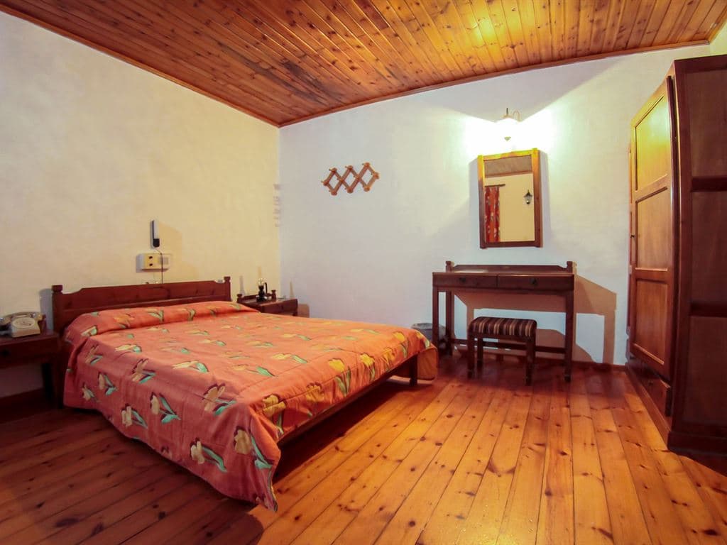 rooms-family-room-maisonette-style-land-view