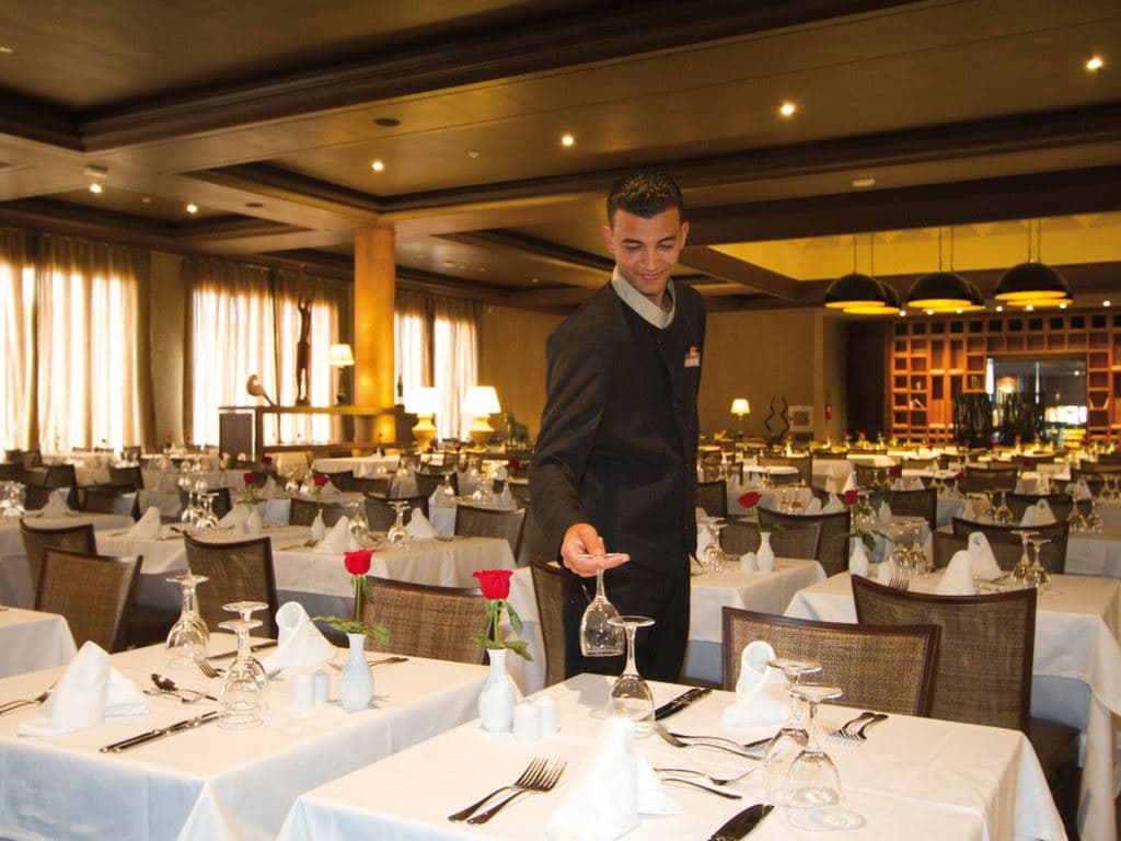 restaurants-main-restaurant