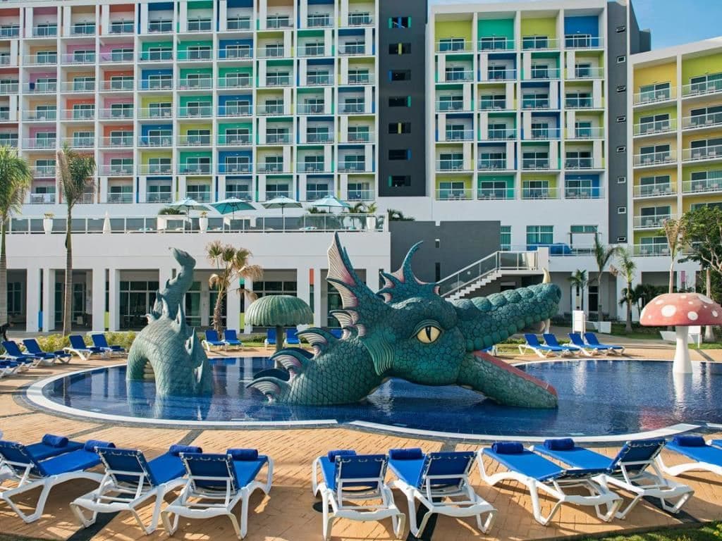pools-outdoor-childrens-pool