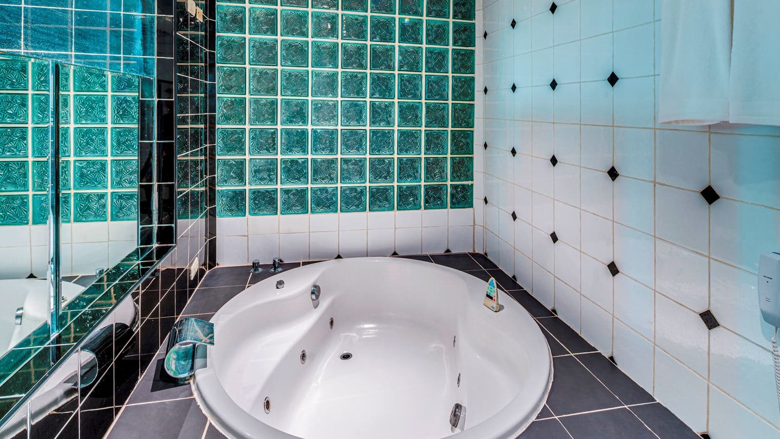 rooms-suite