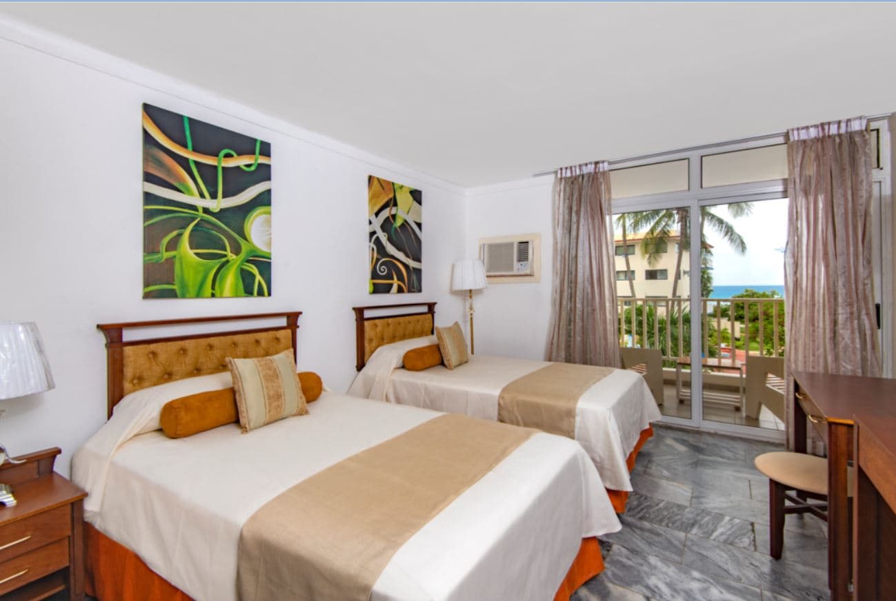rooms-standard-room