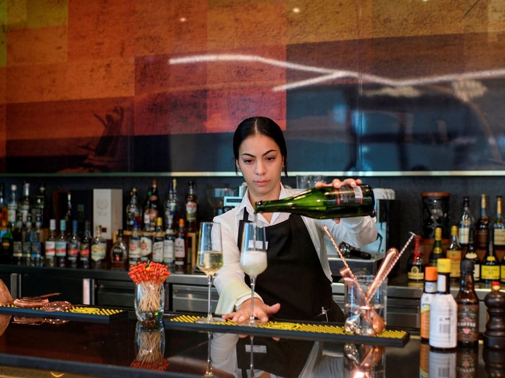 bars-lobby-bar-ventanas