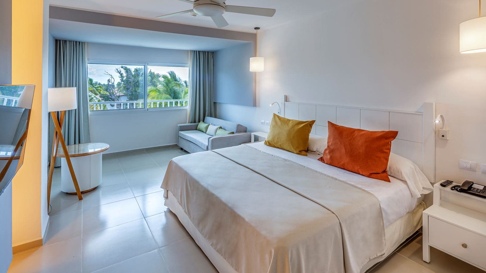 rooms-sol-room