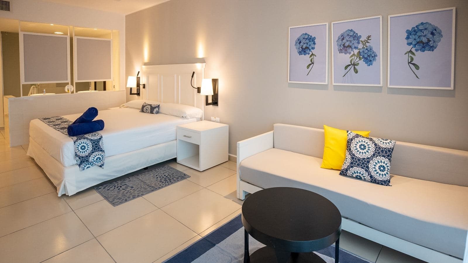 rooms-junior-suite-ocean-view