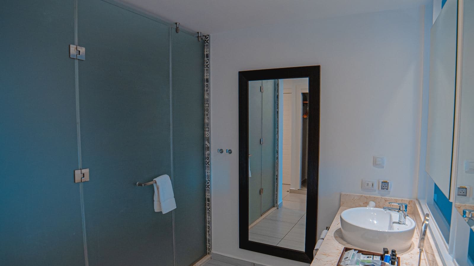 rooms-junior-suite-ocean-view