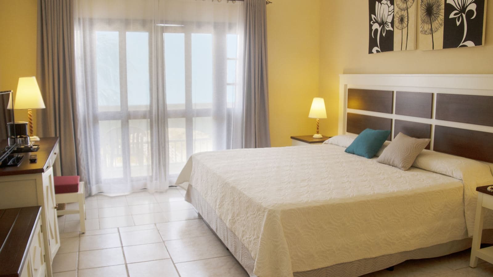 rooms-standard-room