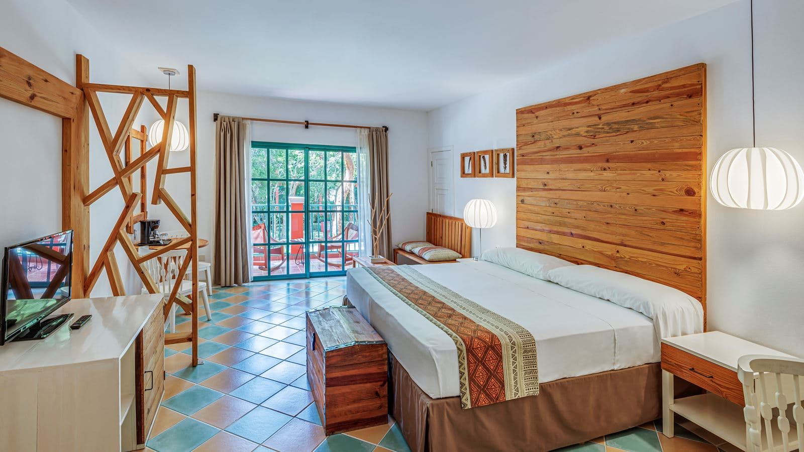 rooms-superior-room