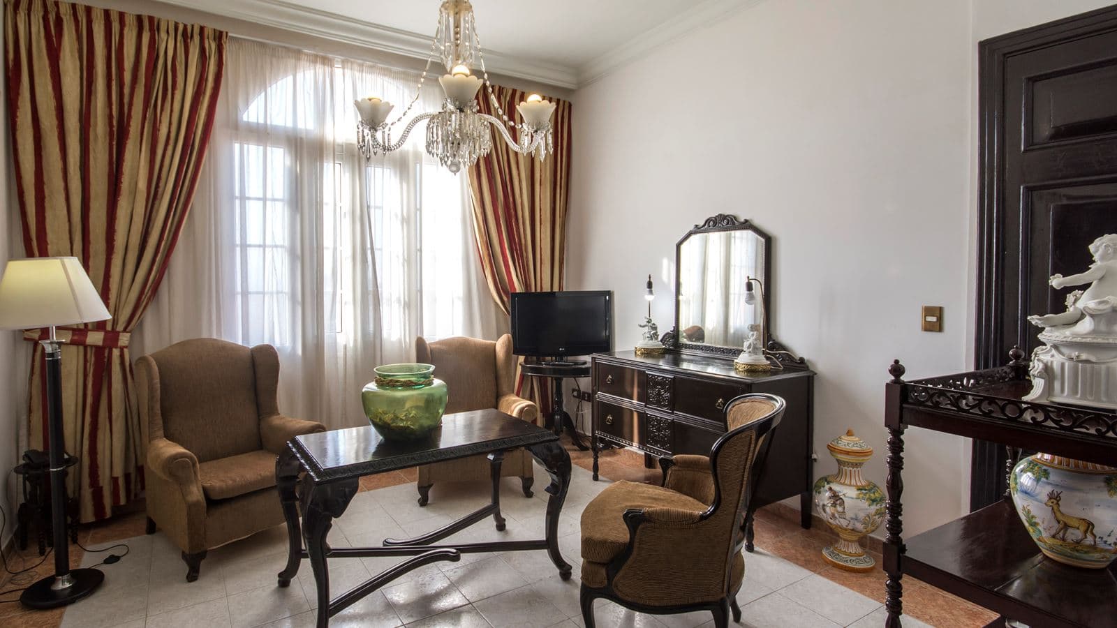 rooms-suite