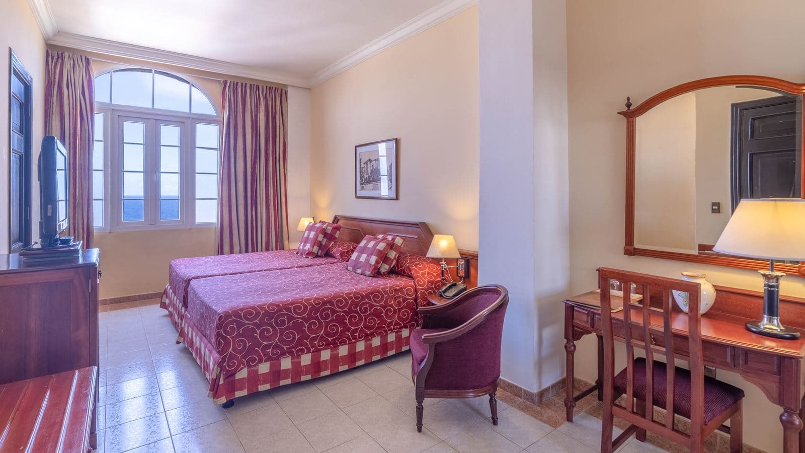 rooms-standard-room