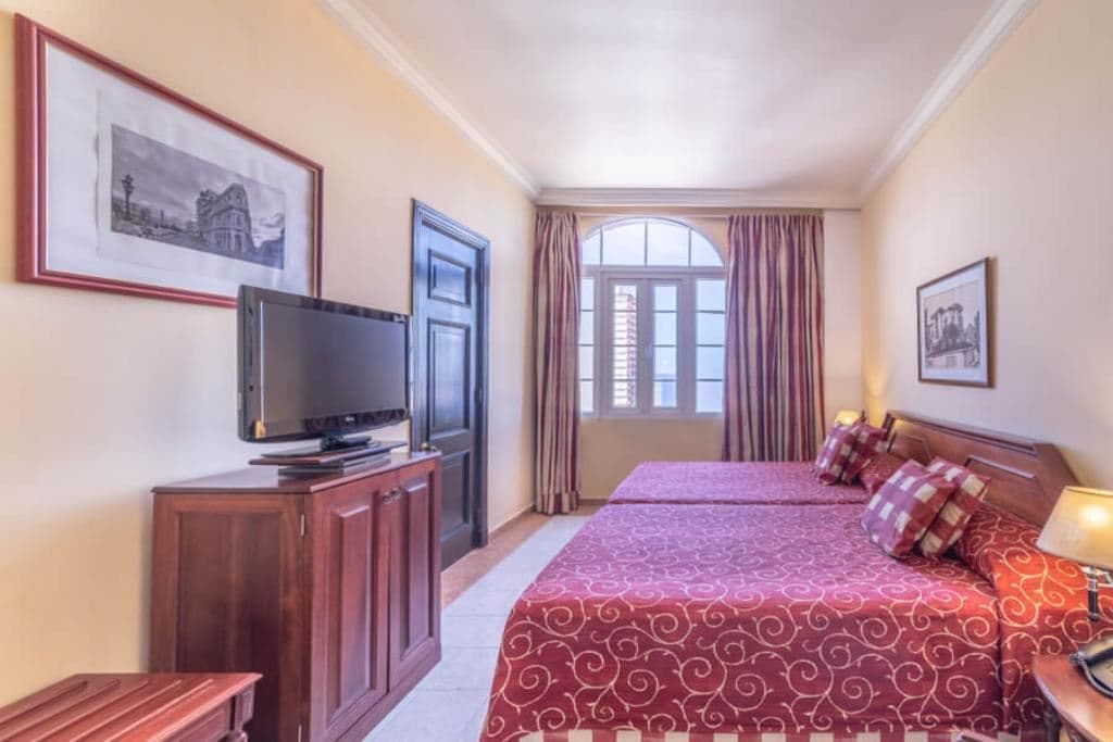 rooms-roc-plus
