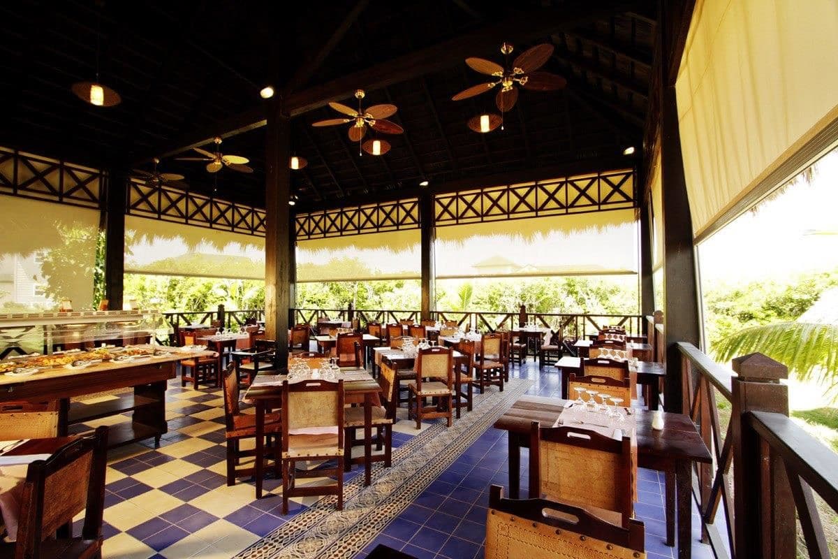 restaurants-carey-restaurant