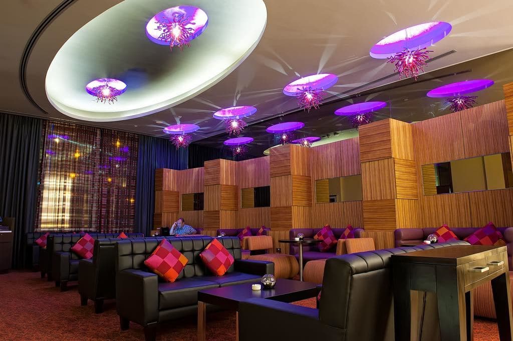 restaurants-executive-lounge