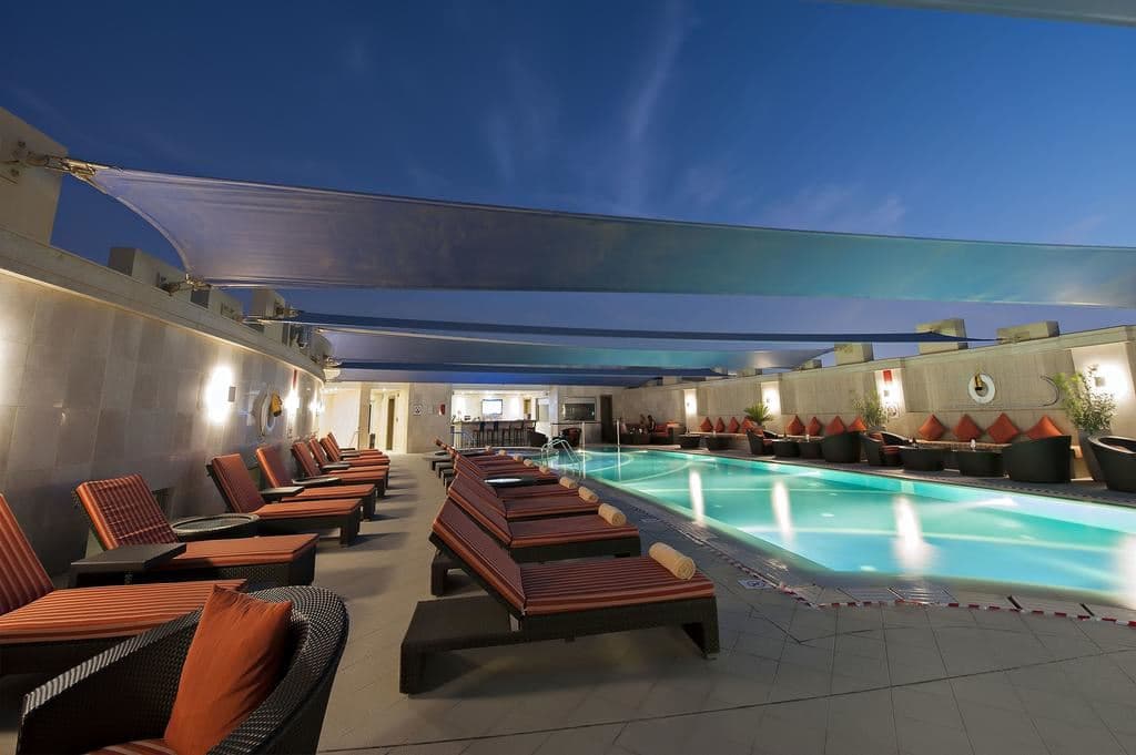 pools-outdoor-pool