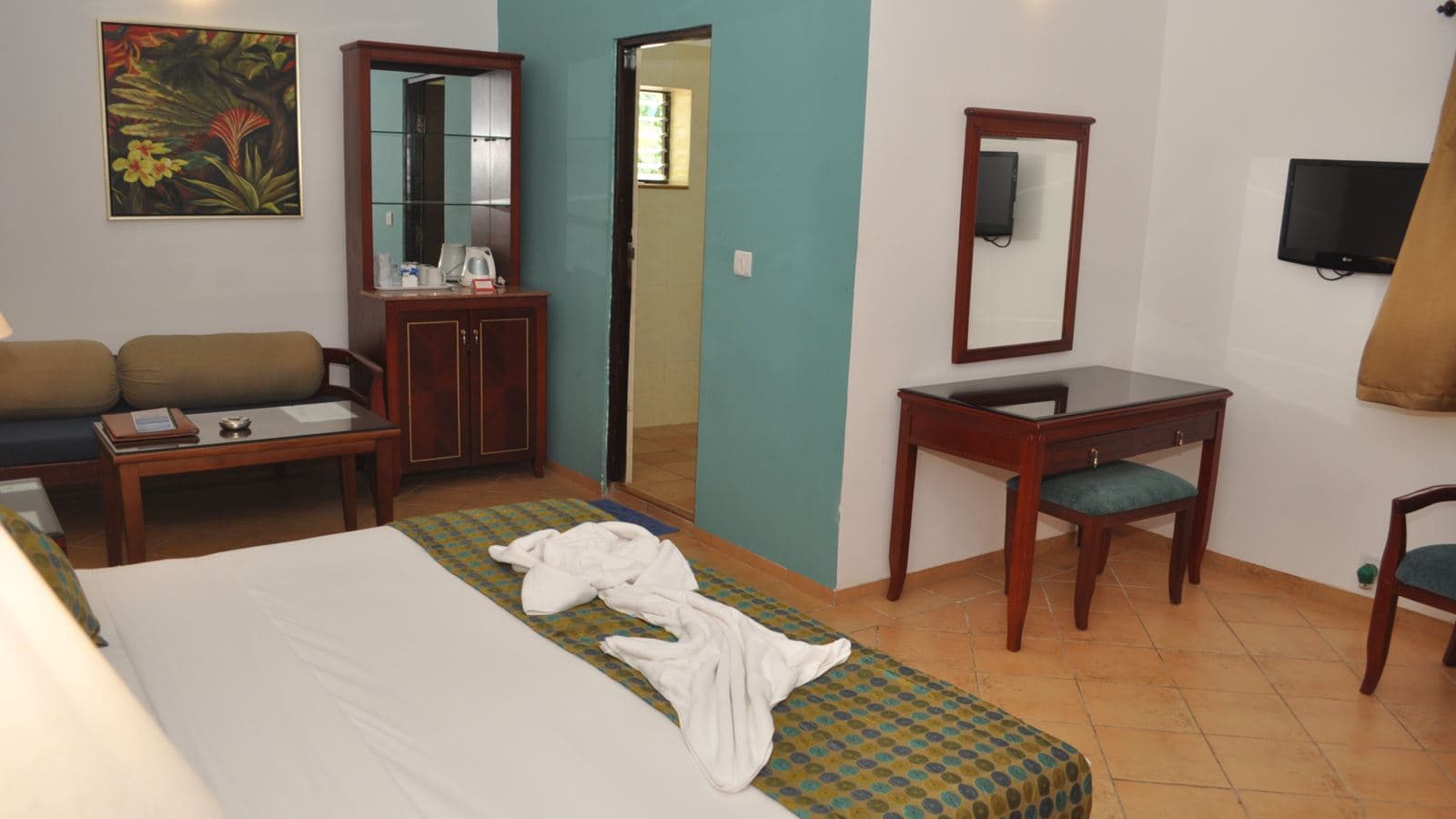 rooms-superior-room