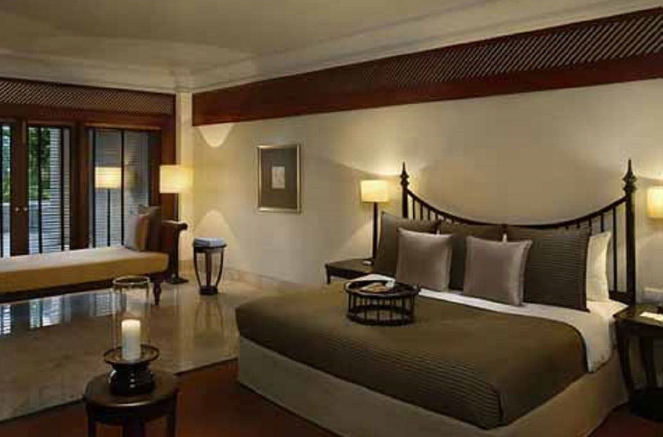 rooms-club-suite