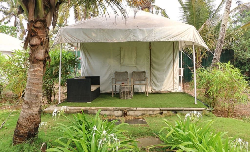 rooms-beach-tents