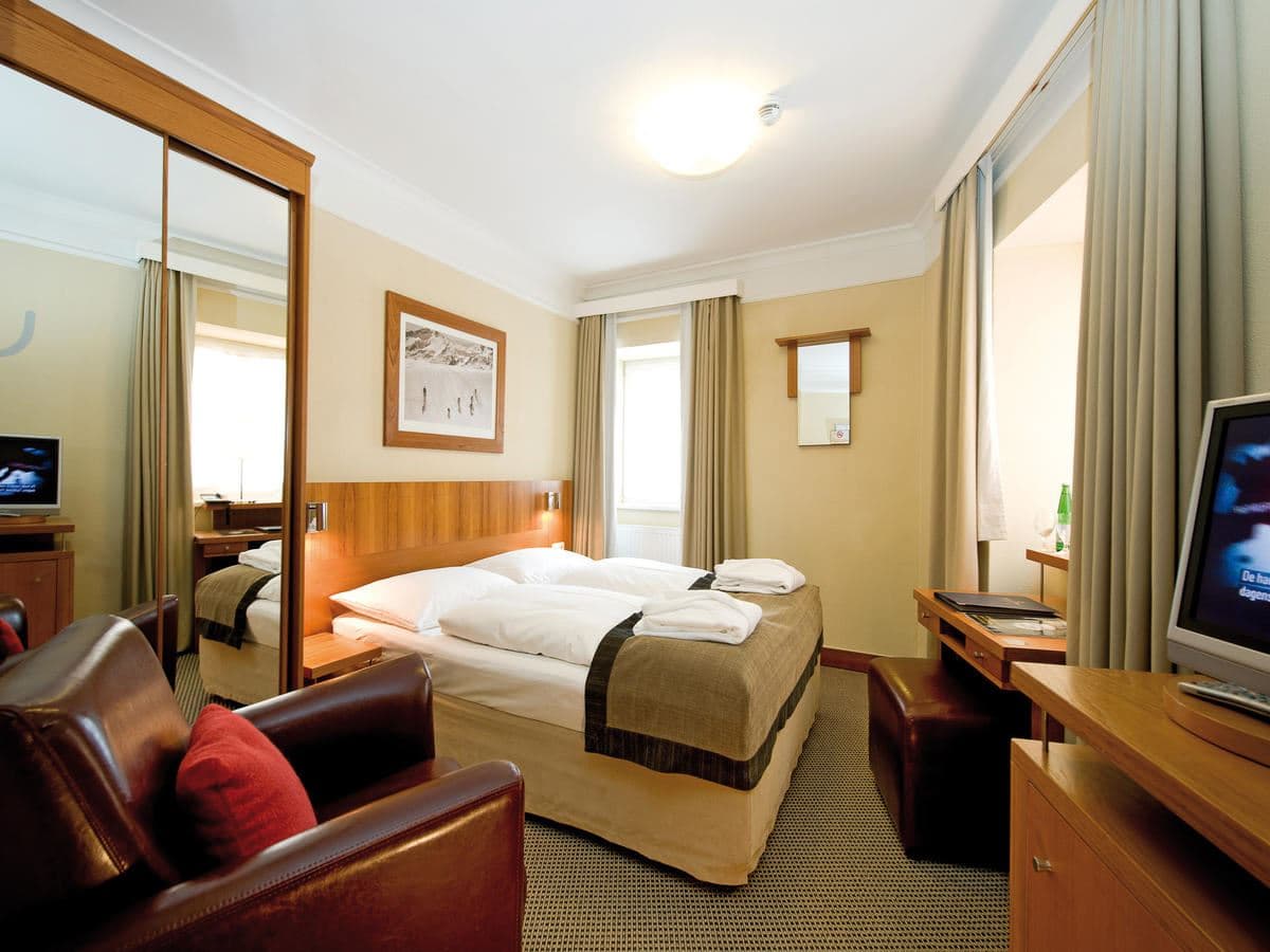 rooms-triple-room