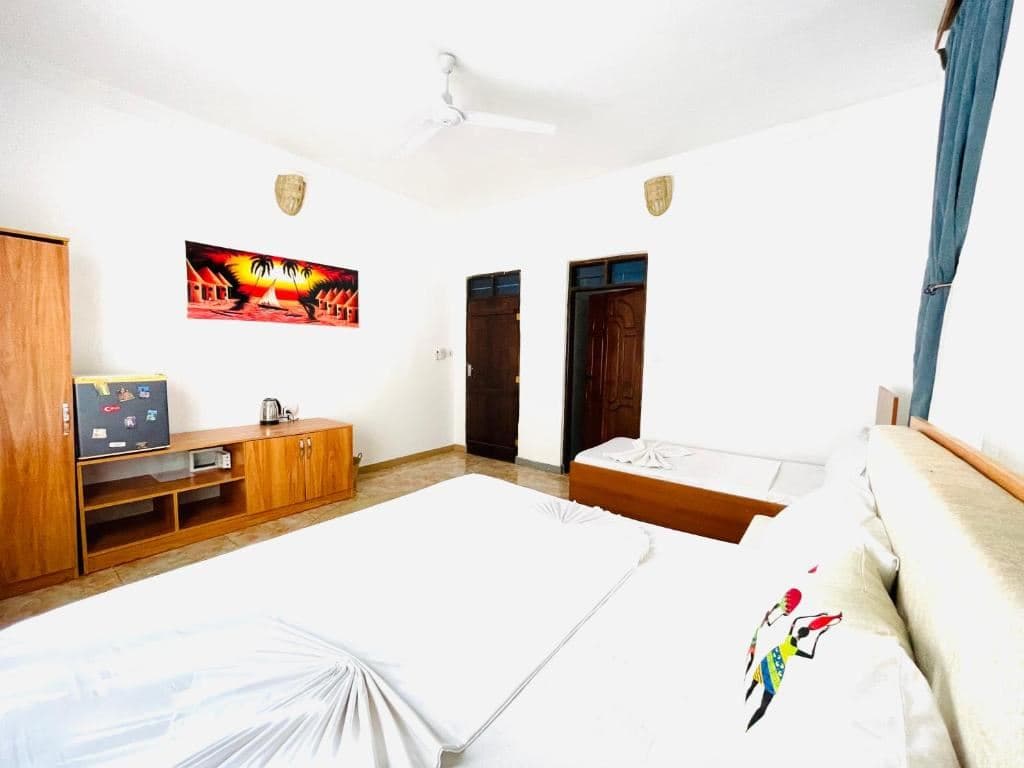 rooms-deluxe-room