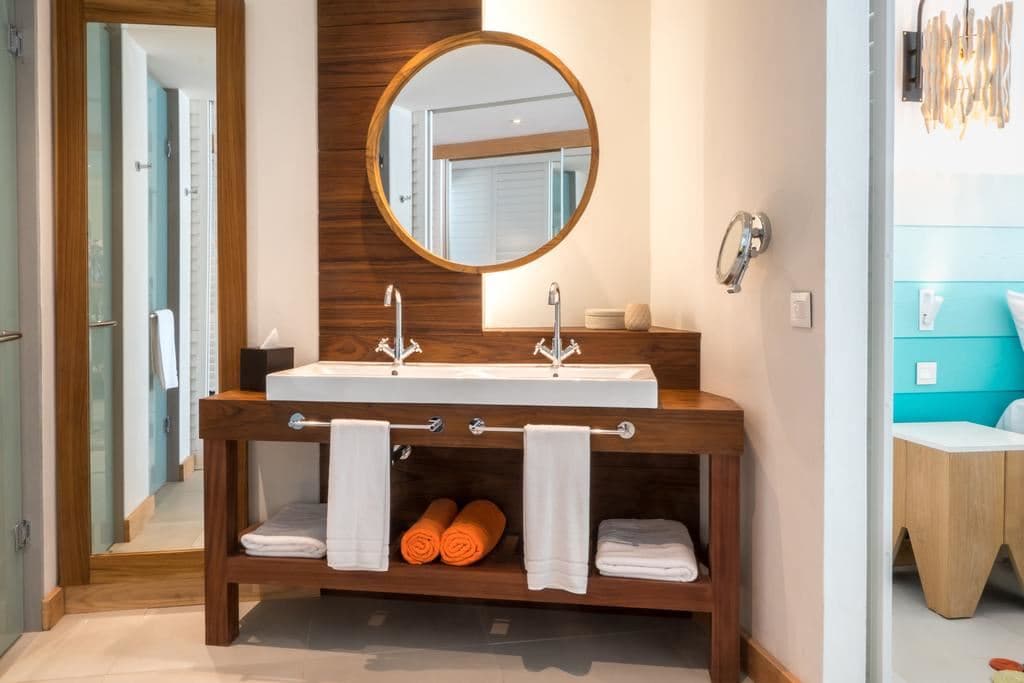 rooms-deluxe-room