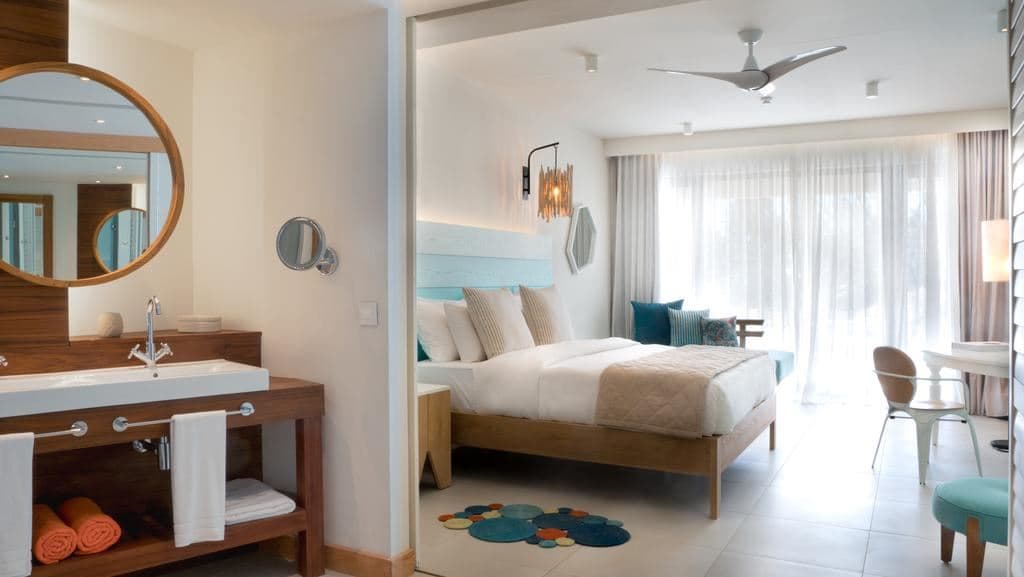 rooms-deluxe-beach-front