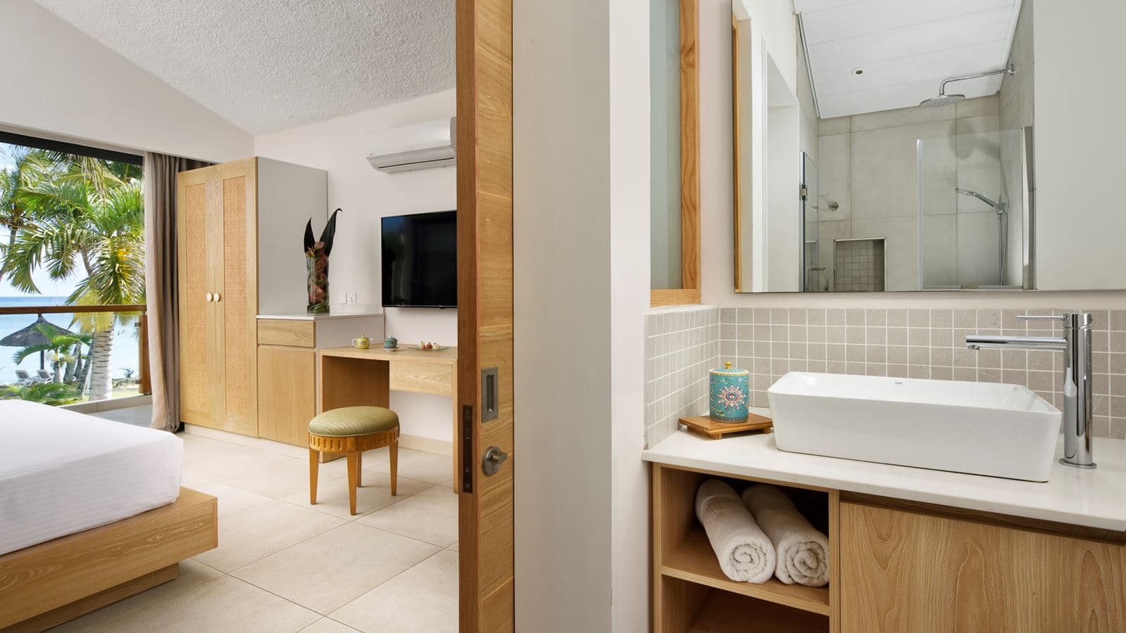 rooms-standard-room-vue-mer