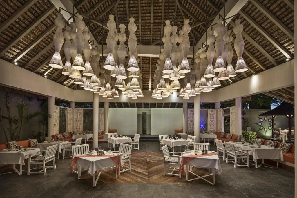 restaurants-cinnamone-restaurant