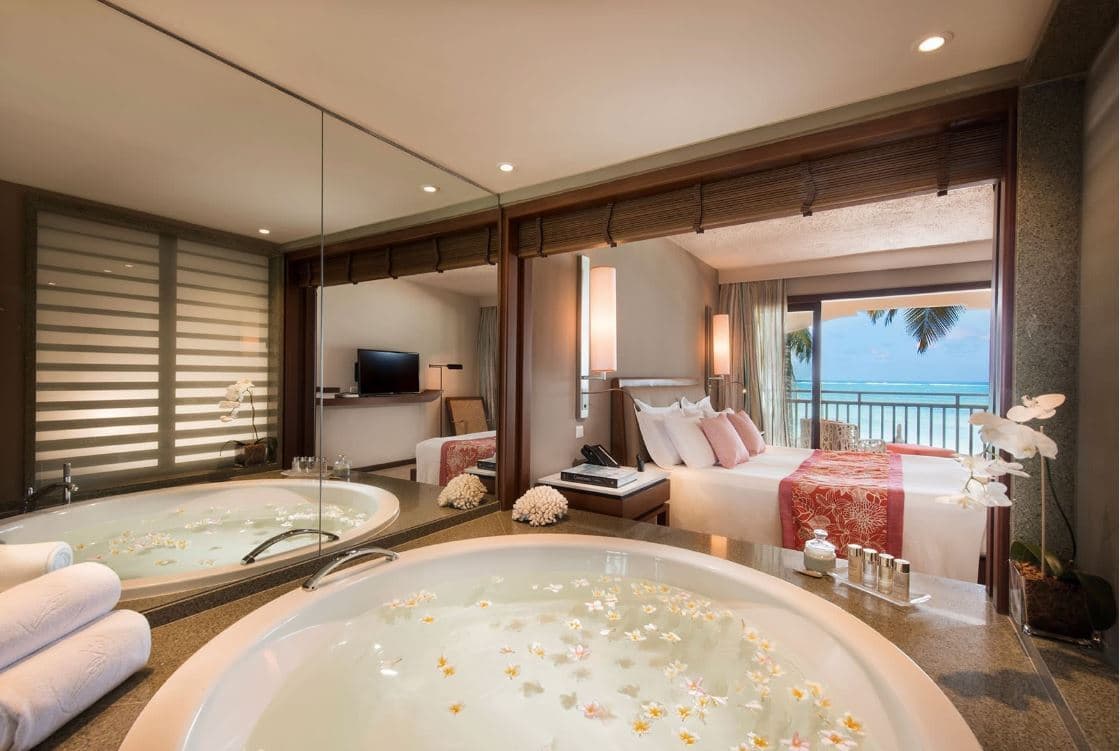 rooms-deluxe-suite