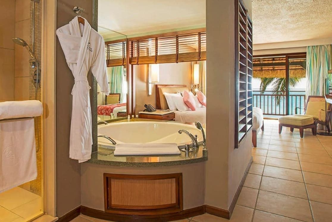 rooms-deluxe-suite