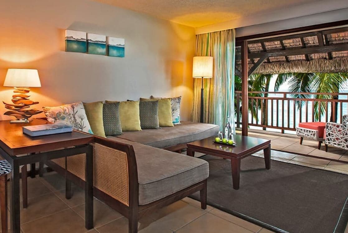 rooms-deluxe-suite