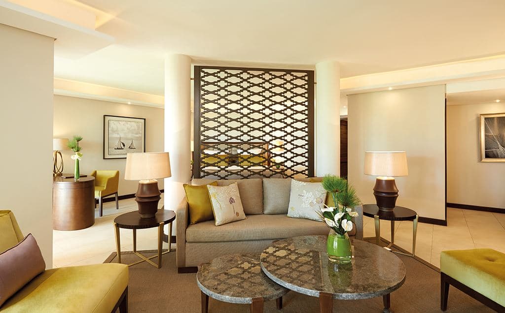 rooms-palm-suite