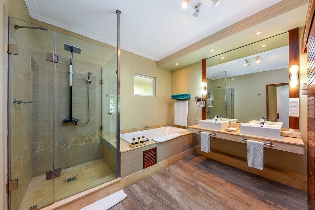 rooms-deluxe-room