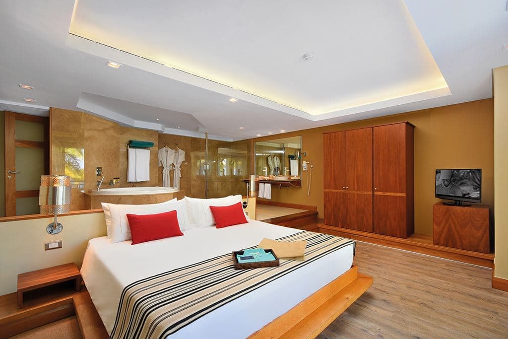 rooms-senior-suite