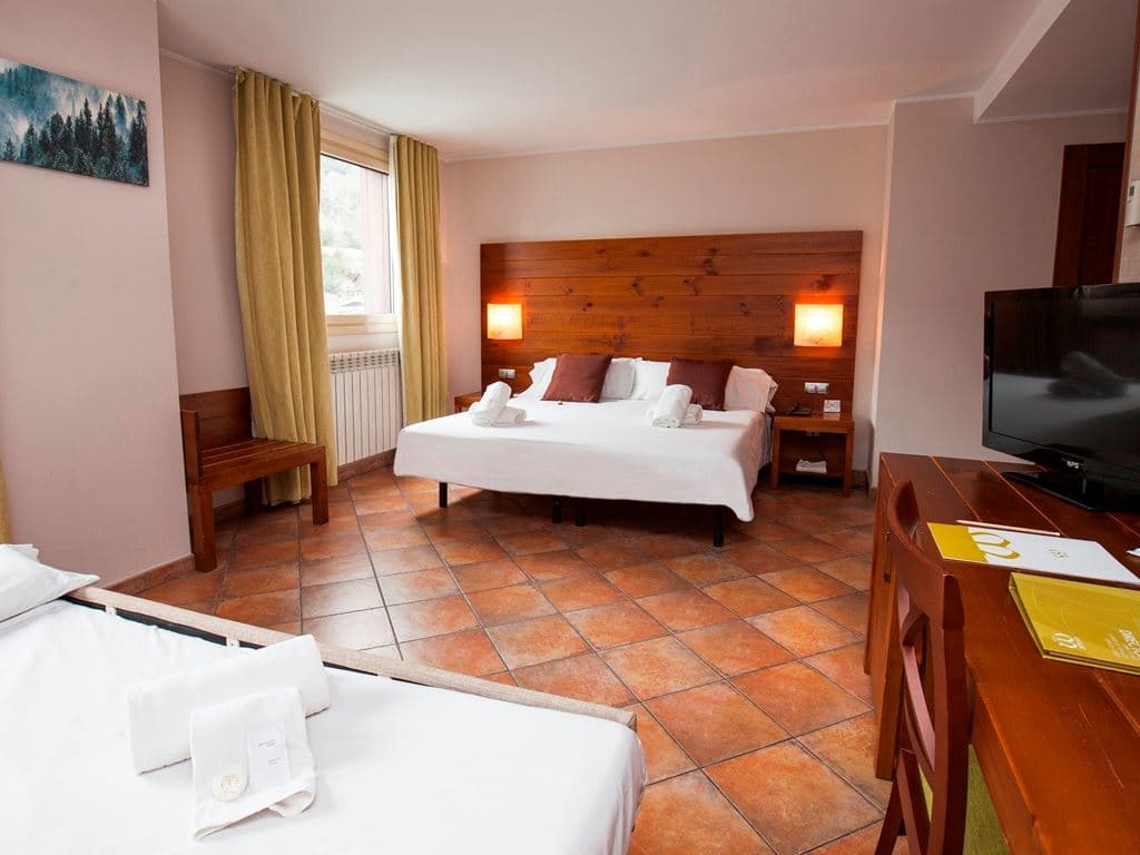 rooms-triple-room