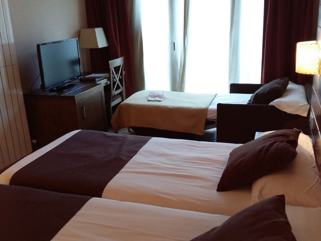 rooms-triple-room