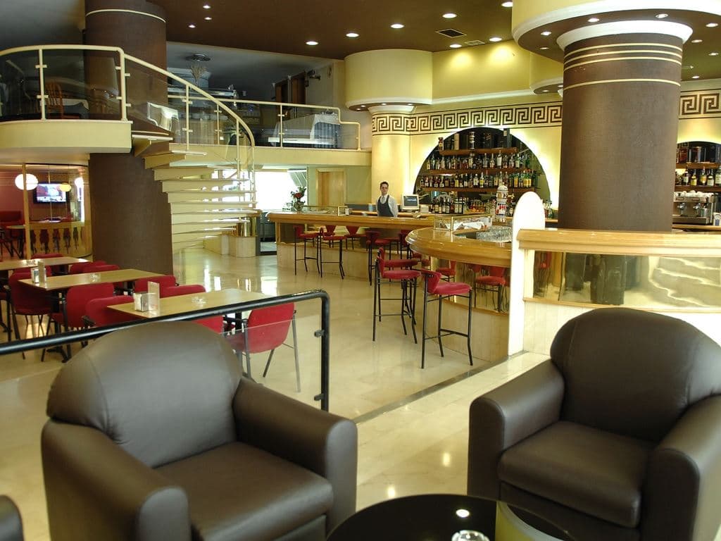 restaurants-cafeteria