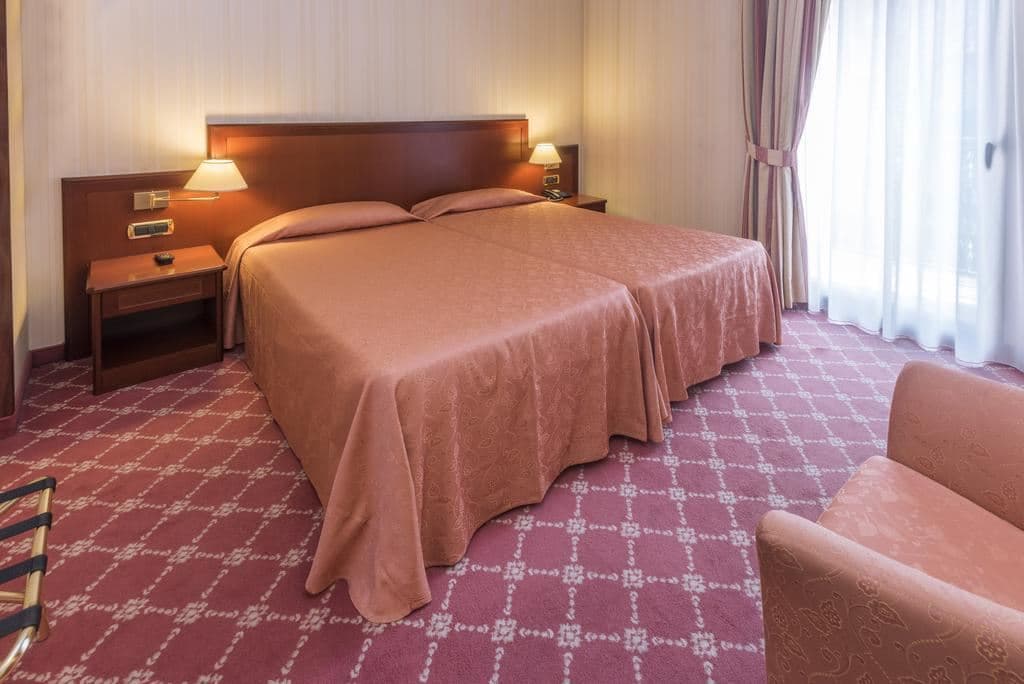 rooms-double-room