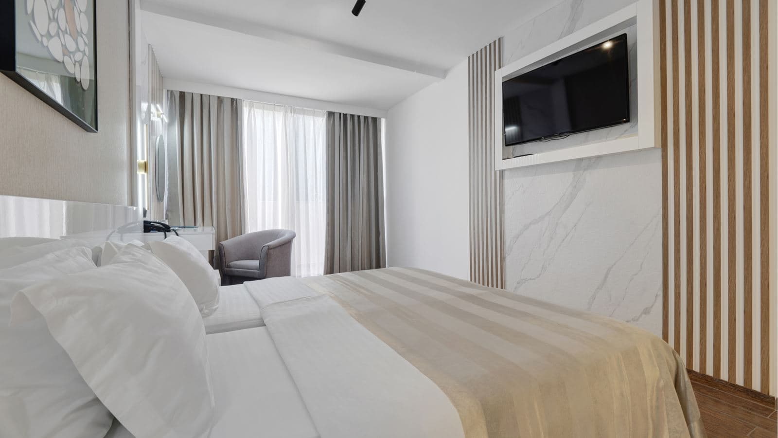 rooms-double-room-annex-in-villa-single-use