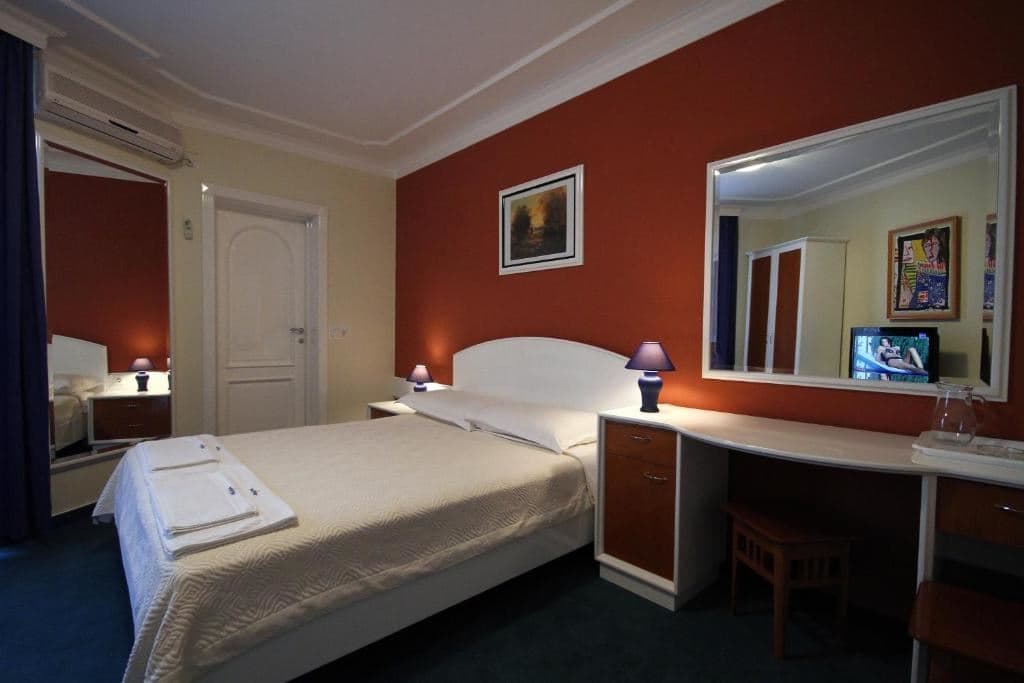 rooms-double-room