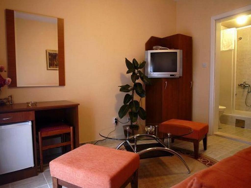 rooms-single-room