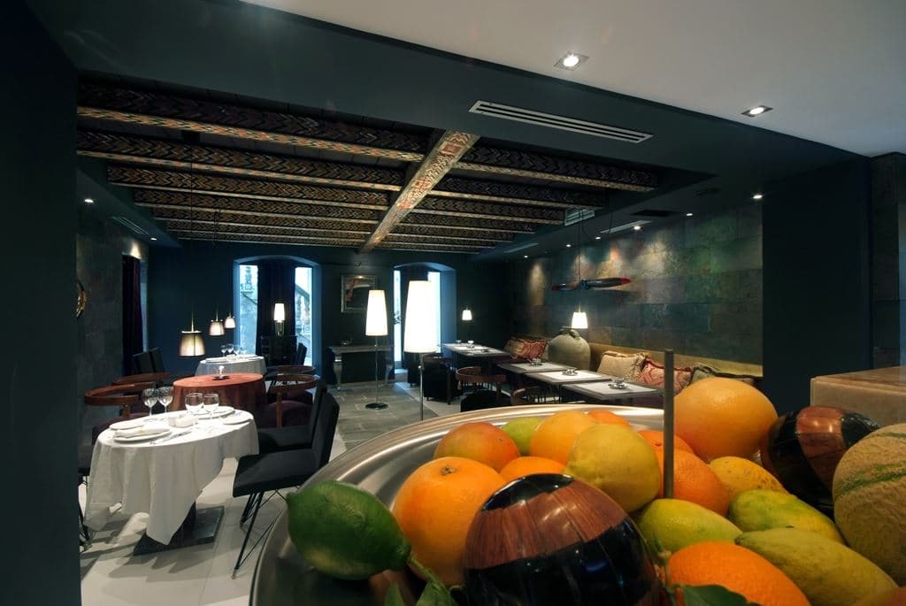 restaurants-restaurant