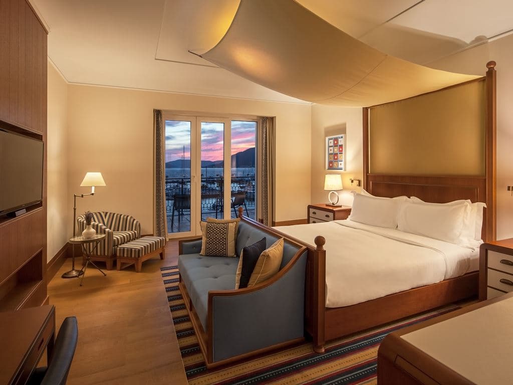 rooms-two-bedroom-suite-sea-view