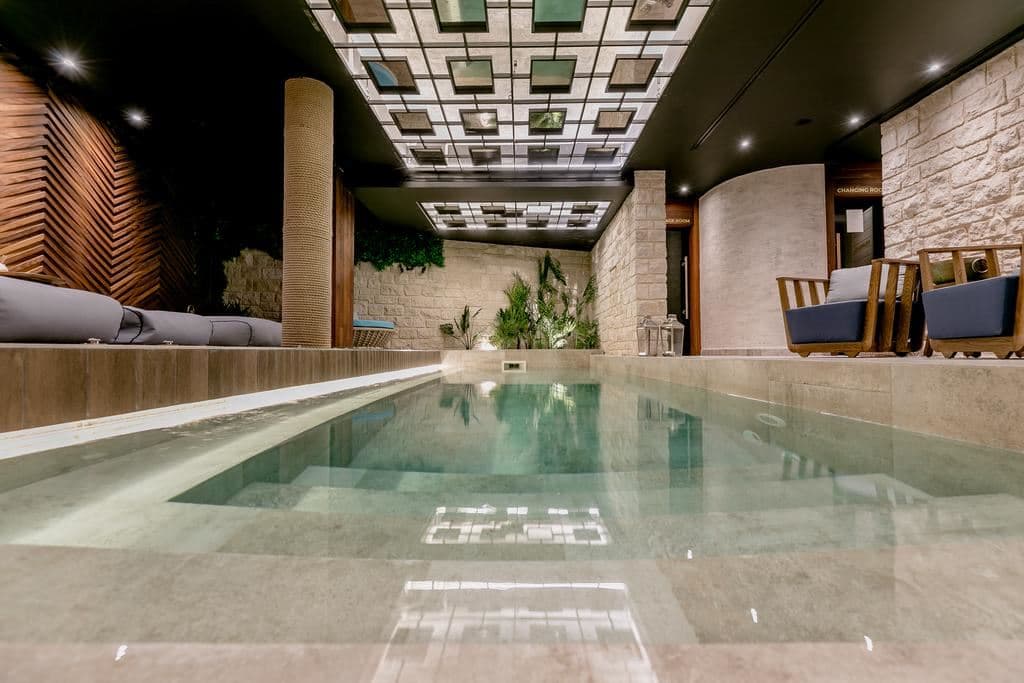 pools-indoor-pool