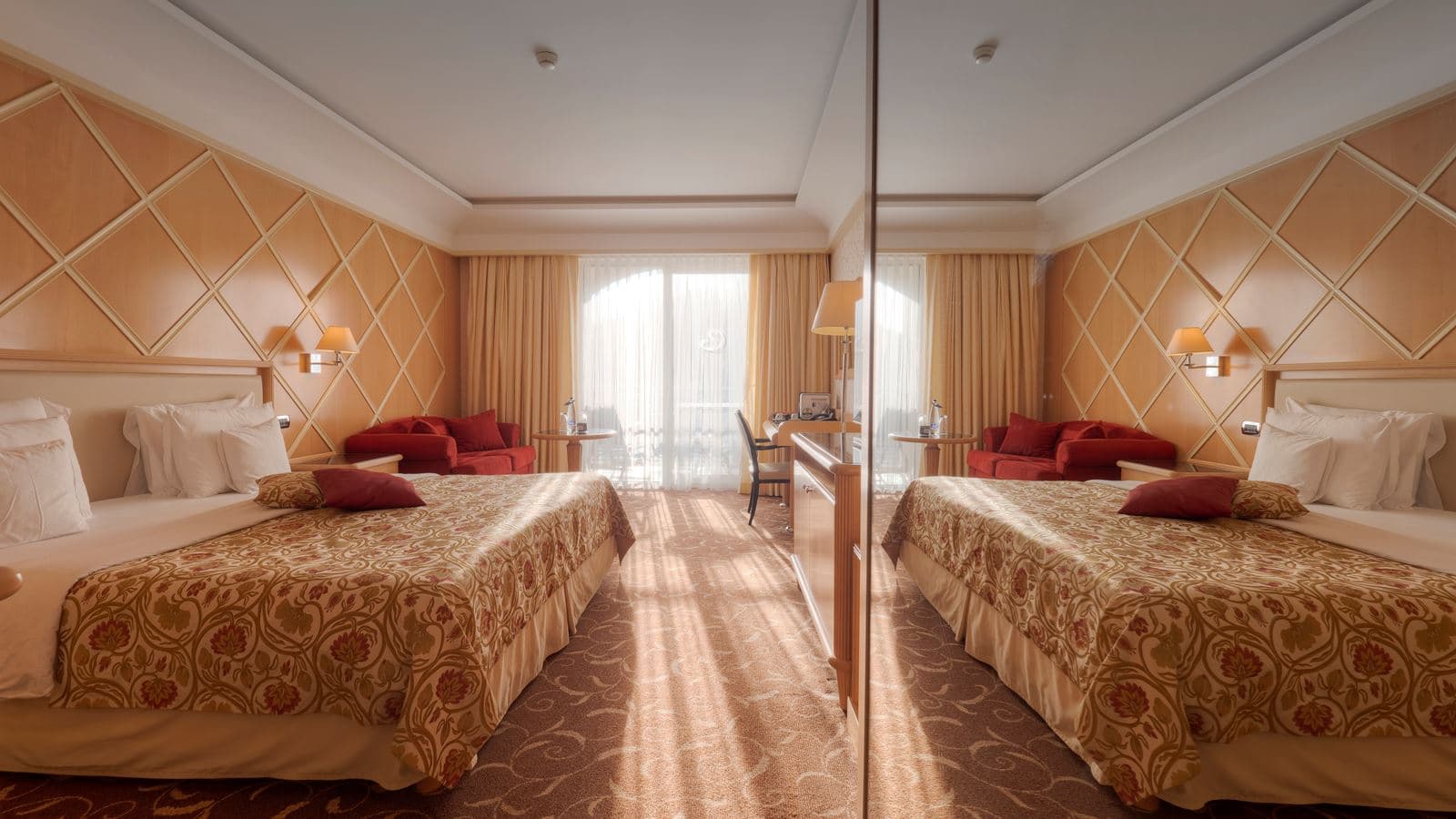 rooms-superior-room