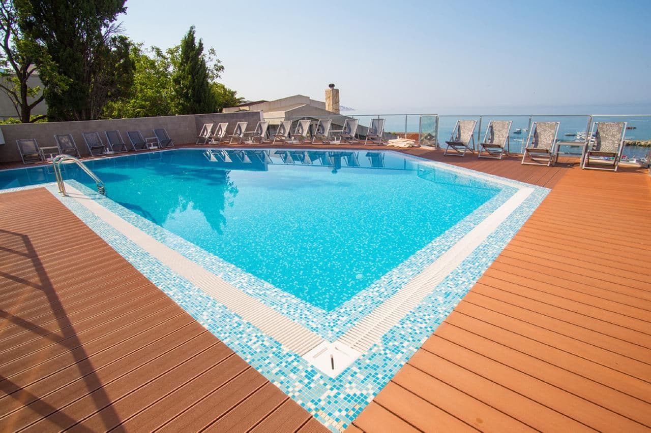 pools-pools