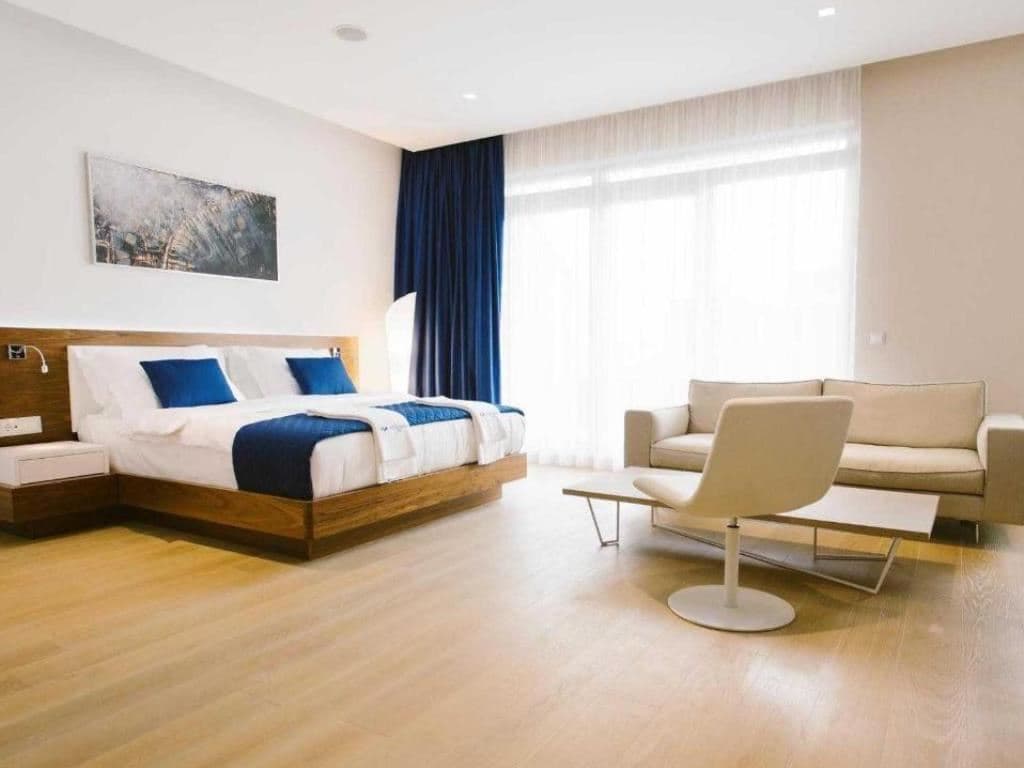 rooms-family-room