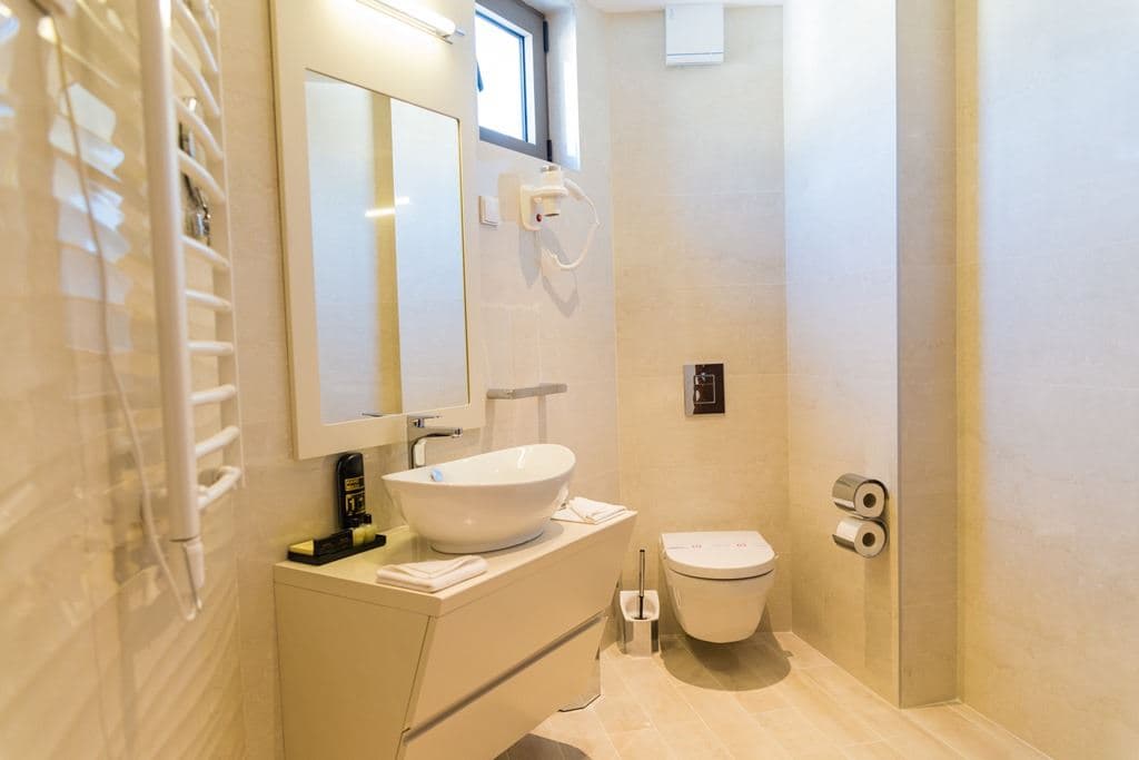 rooms-superior-double-room